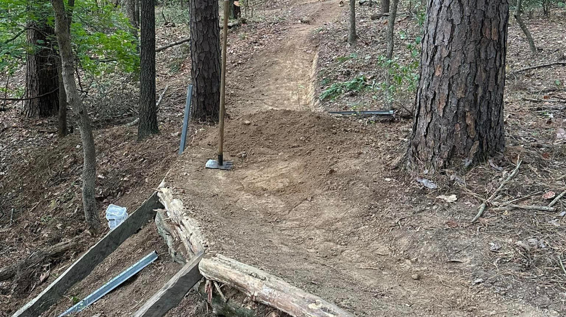 trail-work-3.png