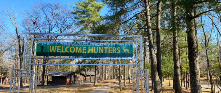 Welcome Hunters sign