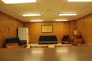 picture of lounge area at morris lodge 